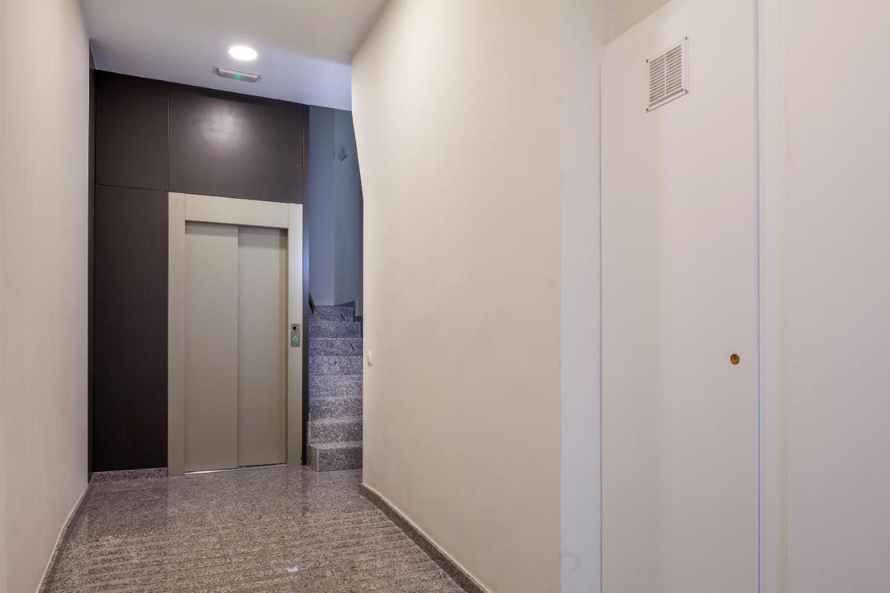 Mediterranean Barcelona Apartments Экстерьер фото