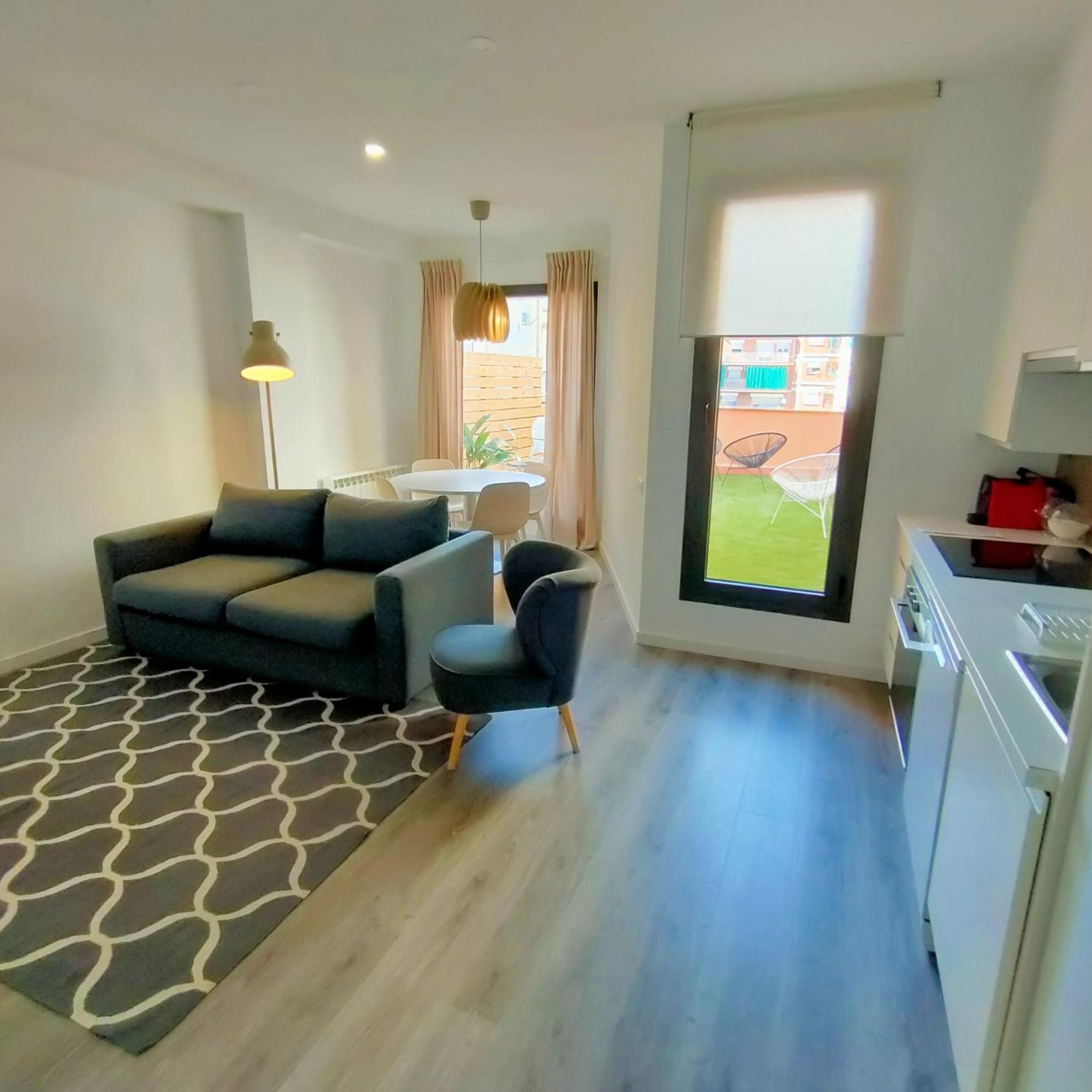 Mediterranean Barcelona Apartments Экстерьер фото